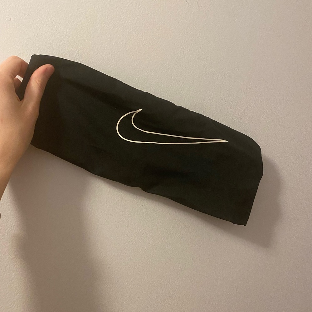 Nike swim top